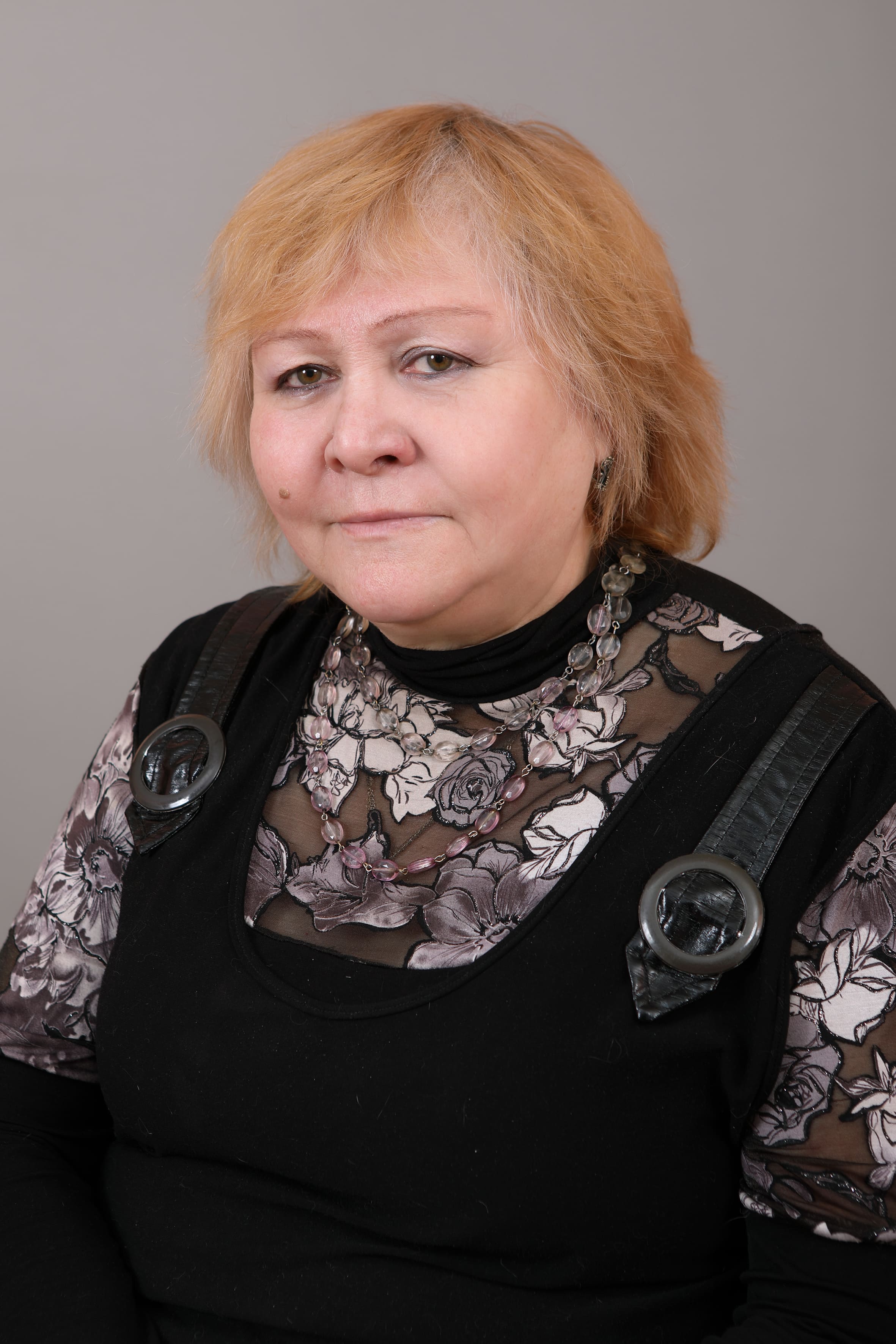 Небылицына Людмила Ергешевна.
